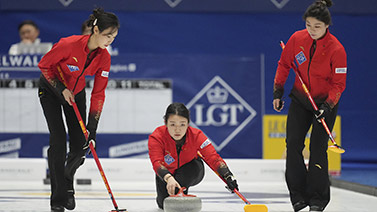 笔并非鲜见 笔并非鲜见